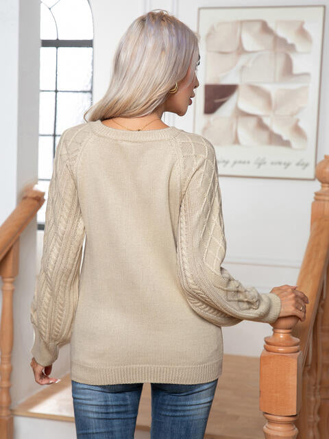 Cable-Knit Round Neck Buttoned Sweater