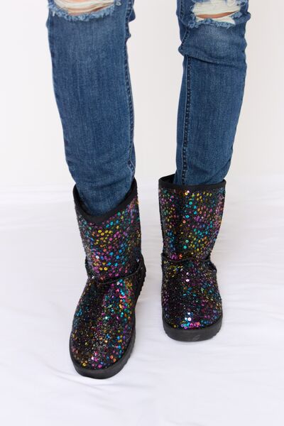 Sequin Thermal Boots