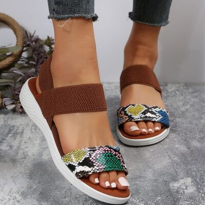 Low Heel Pattern Sandals