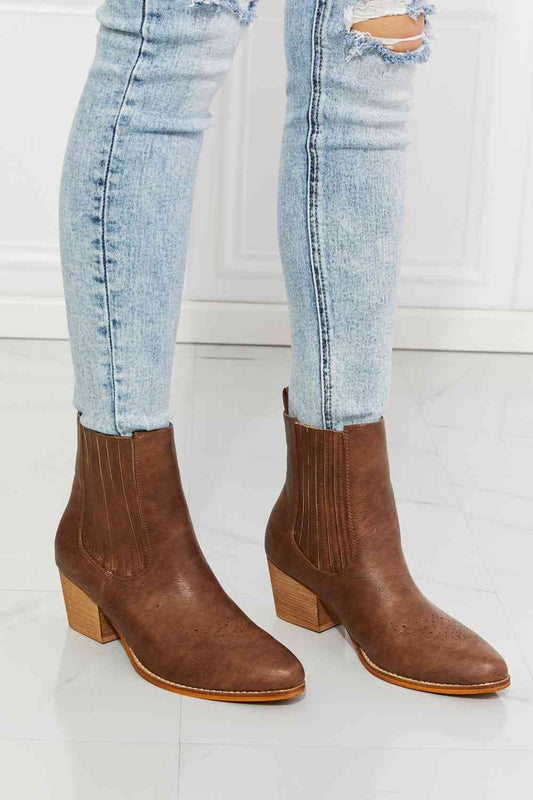 Chestnut Boots