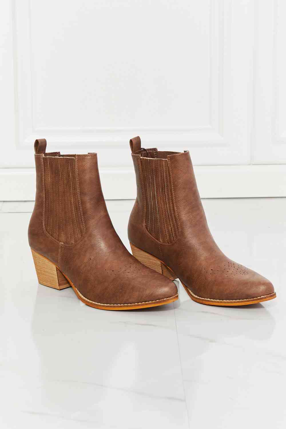 Chestnut Boots