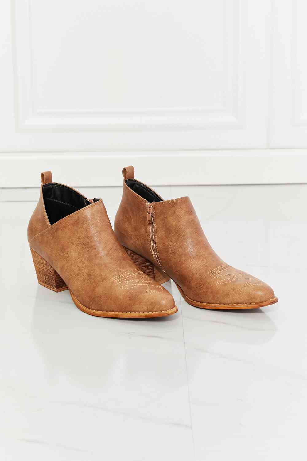 Crossover Cowboy Bootie in Caramel