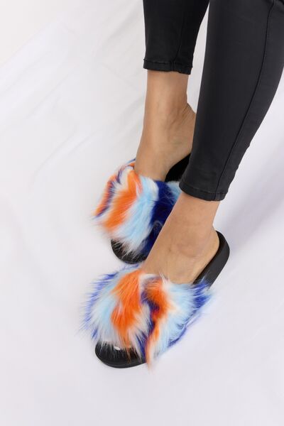 Tie Dye Furry Sandals