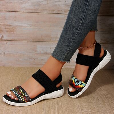 Low Heel Pattern Sandals